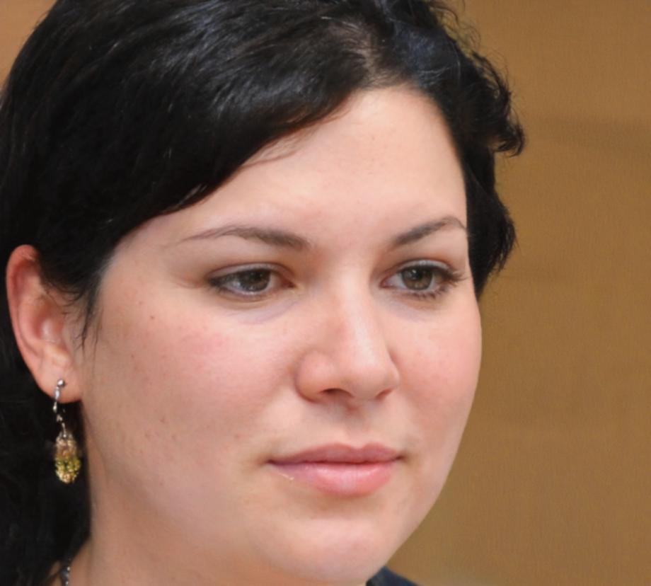 Giuliana Fabbri al lavoro con analisi SEO